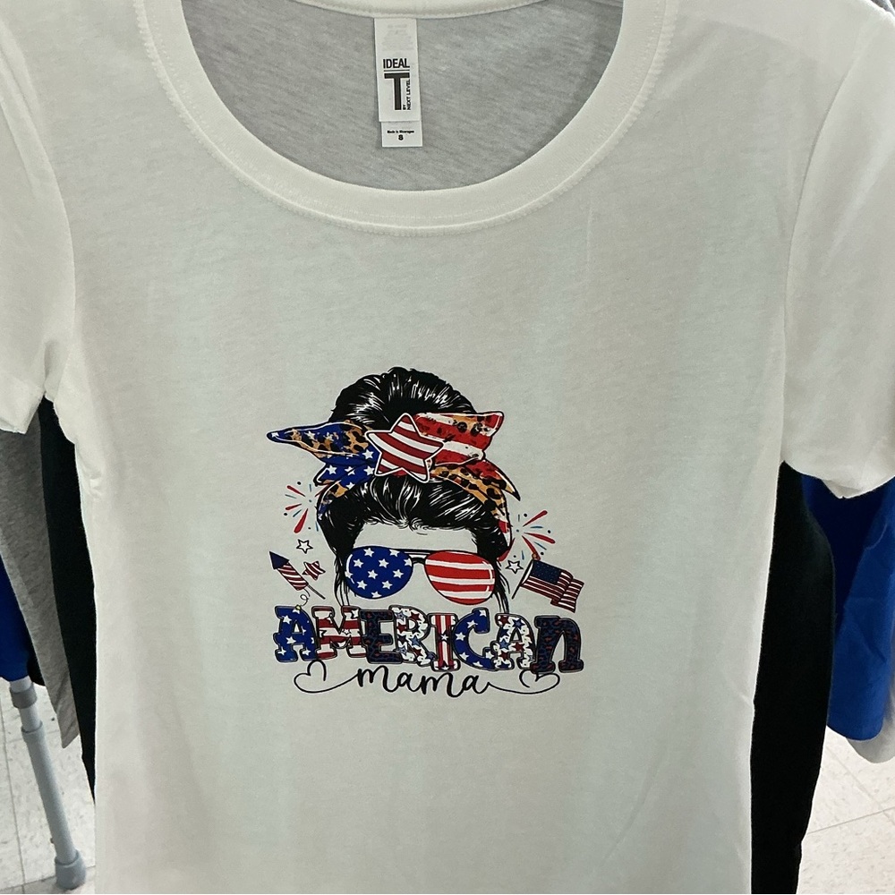 White Short Sleeve Patriotic Tee Women’s Size Small